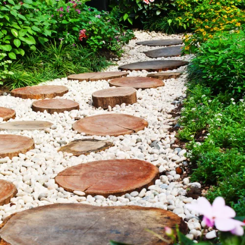 Gardeneing-pebbles-white_1024x1024